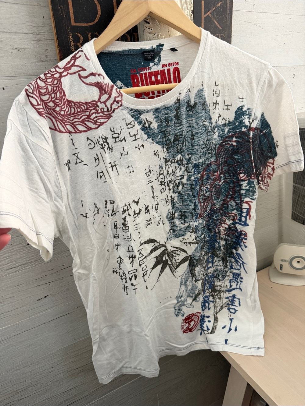 Buffalo David Bitton White Cotton Graphic Short Sleeve Tee with Embroidered Logo